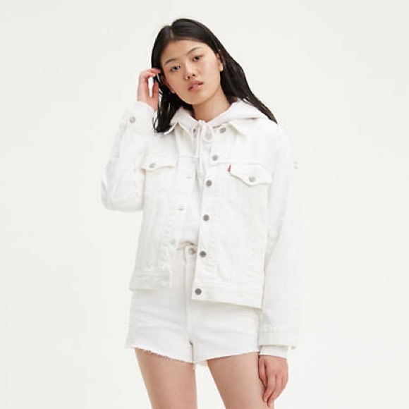 Levi’s white ribcage shorts - Picture 1 of 5